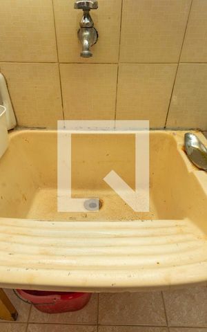 Casa à venda com 350m², 4 quartos e 2 vagasÁrea de serviço 