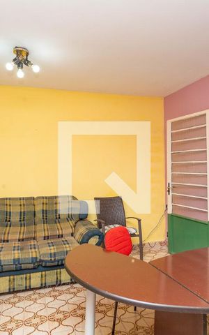 Casa à venda com 350m², 4 quartos e 2 vagasPorão / escritório
