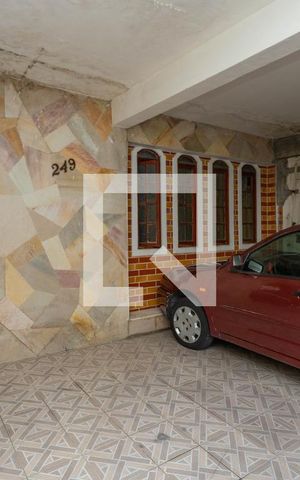 Casa à venda com 350m², 4 quartos e 2 vagasGaragem