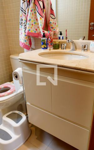 Apartamento para alugar com 181m², 3 quartos e 3 vagas Apartamento para alugar com 181m², 3 quartos e 3 vagasBanheiro da Suíte 3