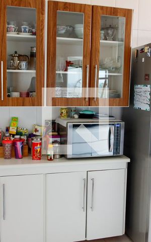 Apartamento para alugar com 181m², 3 quartos e 3 vagas Apartamento para alugar com 181m², 3 quartos e 3 vagasCozinha