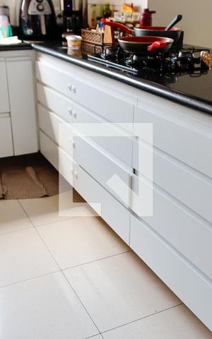 Apartamento para alugar com 181m², 3 quartos e 3 vagas Apartamento para alugar com 181m², 3 quartos e 3 vagasCozinha