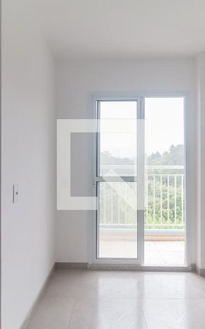 Apartamento para alugar com 37m², 2 quartos e 1 vaga Apartamento para alugar com 37m², 2 quartos e 1 vagaSala