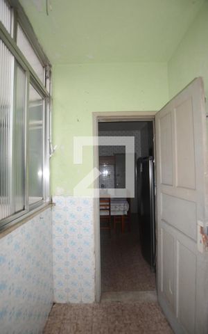 Apartamento para alugar com 75m², 2 quartos e 1 vagaÁrea de Serviço
