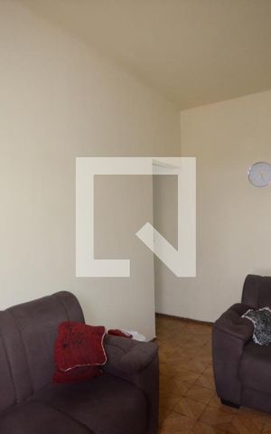 Apartamento para alugar com 75m², 2 quartos e 1 vagaSala