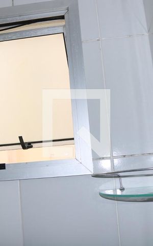 Apartamento à venda com 50m², 2 quartos e sem vagaBanheiro