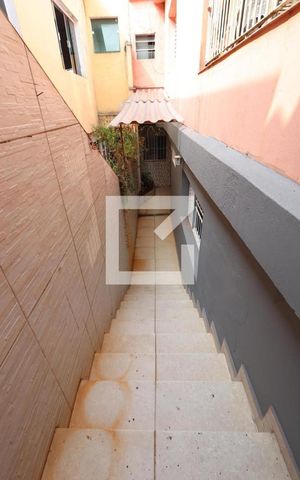 Casa à venda com 60m², 1 quarto e sem vagaEntrada