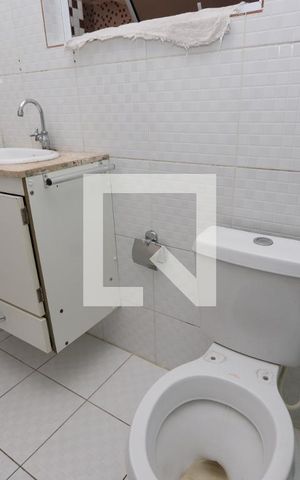 Casa à venda com 60m², 1 quarto e sem vagaBanheiro