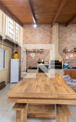 Casa à venda com 130m², 3 quartos e 2 vagasEspaço Gourmet