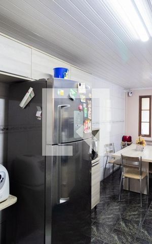 Casa à venda com 130m², 3 quartos e 2 vagasCozinha