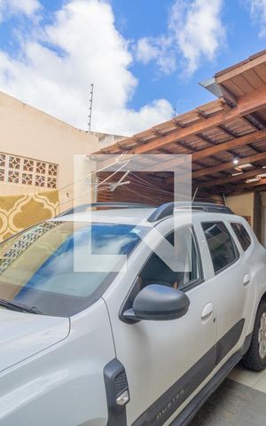 Casa à venda com 130m², 3 quartos e 2 vagasGaragem
