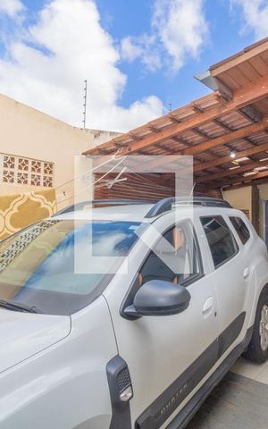 Casa à venda com 130m², 3 quartos e 2 vagasGaragem