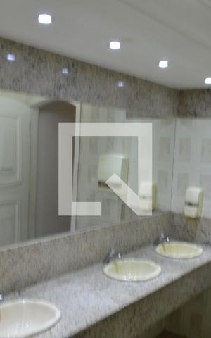 Casa para alugar com 650m², 5 quartos e 5 vagasBanheiro 2- Salão de Festas