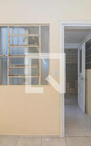 Apartamento para alugar com 95m², 2 quartos e 1 vaga Apartamento para alugar com 95m², 2 quartos e 1 vagaDependência