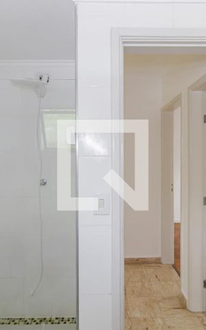 Apartamento para alugar com 70m², 2 quartos e 1 vaga Apartamento para alugar com 70m², 2 quartos e 1 vagaBanheiro