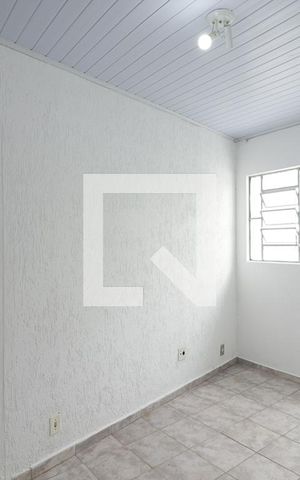 Casa à venda com 140m², 2 quartos e 1 vagaSala