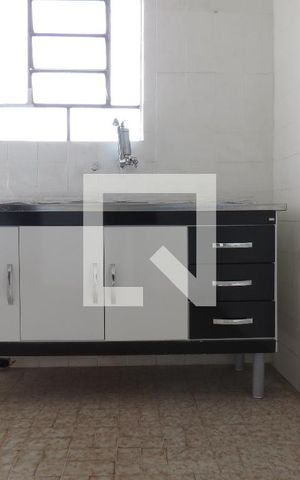 Casa para alugar com 100m², 2 quartos e sem vagaCozinha (Gabinete)