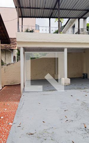 Casa para alugar com 500m², 2 quartos e 1 vaga Casa para alugar com 500m², 2 quartos e 1 vagaQuintal 2