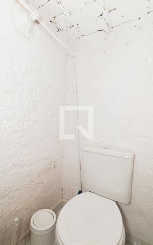 Casa para alugar com 500m², 2 quartos e 1 vaga Casa para alugar com 500m², 2 quartos e 1 vagaBanheiro de Serviço