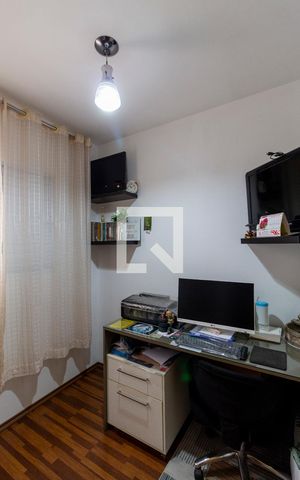 Casa à venda com 100m², 3 quartos e 2 vagas Casa à venda com 100m², 3 quartos e 2 vagasQuarto 2