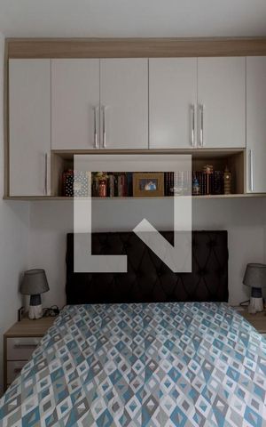 Casa à venda com 100m², 3 quartos e 2 vagas Casa à venda com 100m², 3 quartos e 2 vagasSuíte