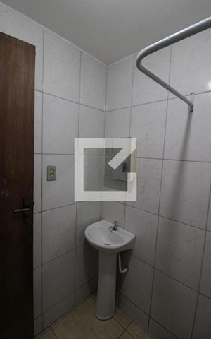 Casa para alugar com 30m², 1 quarto e sem vagaBanheiro