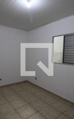 Casa para alugar com 30m², 1 quarto e sem vagaQuarto