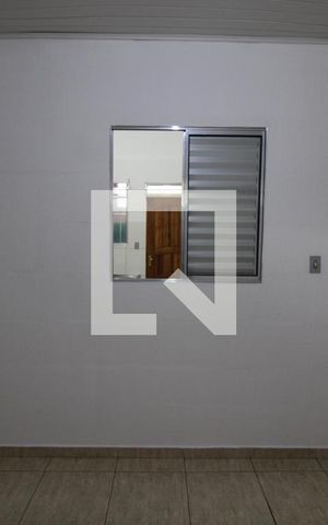 Casa para alugar com 30m², 1 quarto e sem vagaQuarto