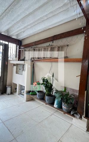 Casa à venda com 56m², 2 quartos e 1 vagaGaragem
