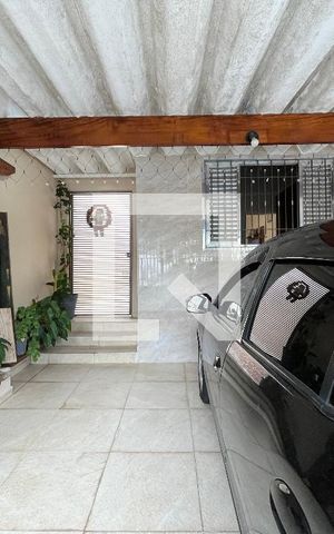 Casa à venda com 56m², 2 quartos e 1 vagaGaragem