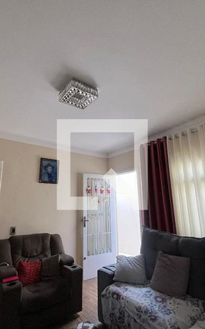 Casa à venda com 56m², 2 quartos e 1 vagaSala
