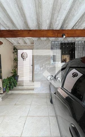 Casa à venda com 56m², 2 quartos e 1 vagaGaragem