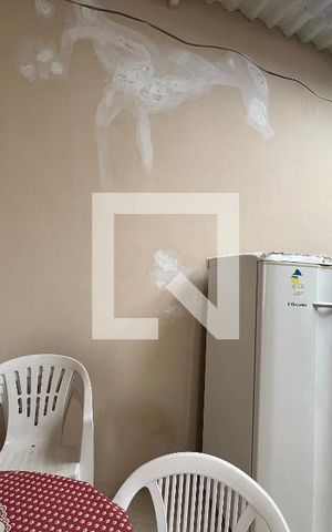 Casa à venda com 56m², 2 quartos e 1 vagaÁrea de Serviço