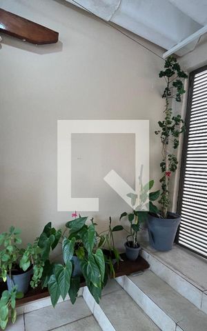 Casa à venda com 56m², 2 quartos e 1 vagaGaragem