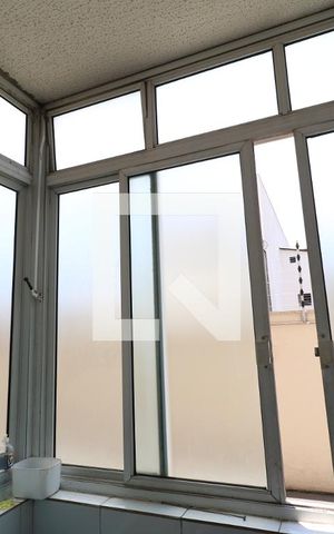 Apartamento à venda com 65m², 2 quartos e 1 vagaÁrea de Serviço