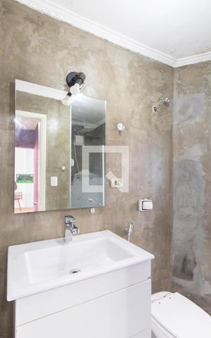 Apartamento para alugar com 50m², 1 quarto e sem vaga Apartamento para alugar com 50m², 1 quarto e sem vagaBanheiro