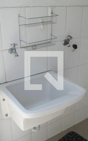 Casa à venda com 238m², 3 quartos e 4 vagas Casa à venda com 238m², 3 quartos e 4 vagasÁrea de Serviço