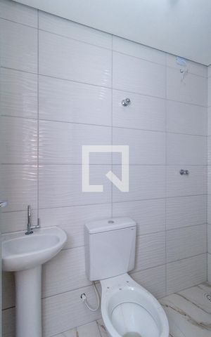 Studio para alugar com 14m², 1 quarto e sem vaga Studio para alugar com 14m², 1 quarto e sem vagaBanheiro