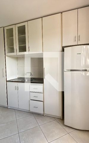 Studio para alugar com 38m², 1 quarto e 1 vaga Studio para alugar com 38m², 1 quarto e 1 vagaCozinha