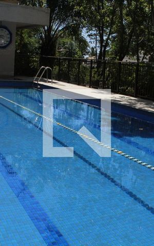 Apartamento para alugar com 115m², 3 quartos e 2 vagasÁrea comum - Piscina