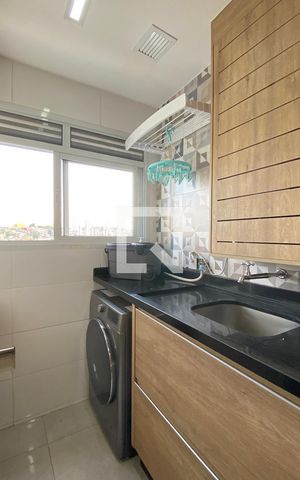 Apartamento à venda com 63m², 2 quartos e 1 vagaÁrea de Serviço