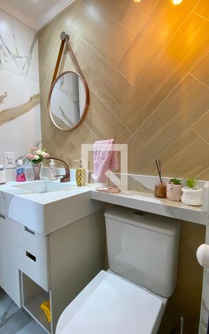 Apartamento à venda com 63m², 2 quartos e 1 vagaBanheiro Corredor