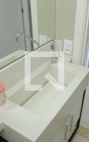 Apartamento à venda com 41m², 2 quartos e sem vagaBanheiro