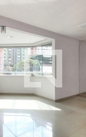 Apartamento à venda com 120m², 4 quartos e 2 vagas Apartamento à venda com 120m², 4 quartos e 2 vagasSala
