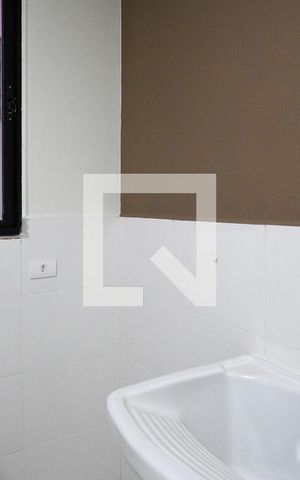Studio para alugar com 31m², 1 quarto e sem vaga Studio para alugar com 31m², 1 quarto e sem vagaÁrea de Serviço