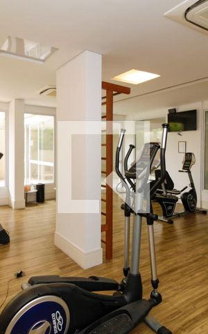 Studio para alugar com 37m², 1 quarto e 1 vaga Studio para alugar com 37m², 1 quarto e 1 vagaÁrea comum - Academia