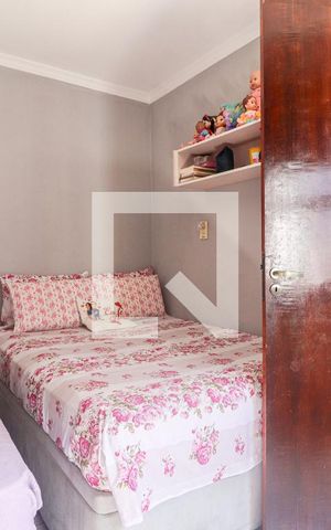 Casa à venda com 126m², 3 quartos e 3 vagas Casa à venda com 126m², 3 quartos e 3 vagasSuíte