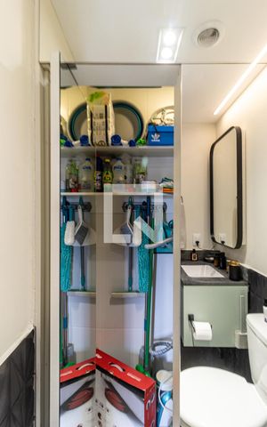 Studio à venda com 43m², 1 quarto e sem vagaLavabo - Armário