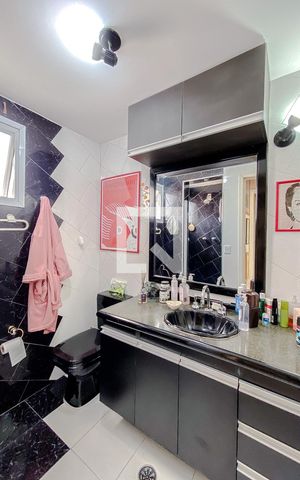Apartamento à venda com 59m², 2 quartos e 1 vagaBanheiro 2