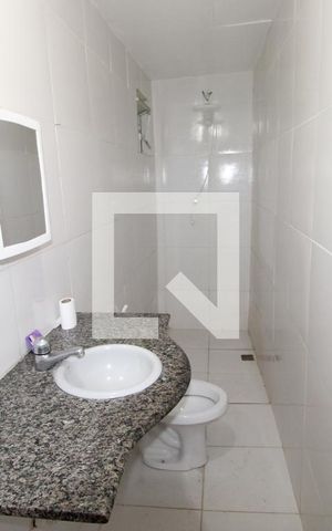 Casa à venda com 60m², 2 quartos e sem vagaBanheiro da Suíte